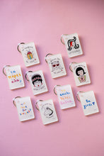 Load image into Gallery viewer, Το σκυλί θέλει βόλτα | Key chain
