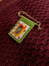 Load image into Gallery viewer, Giving heart | 2026 Lucky charm*
