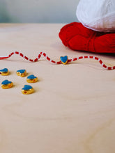 Load image into Gallery viewer, March bracelet - Μαρτάκι*
